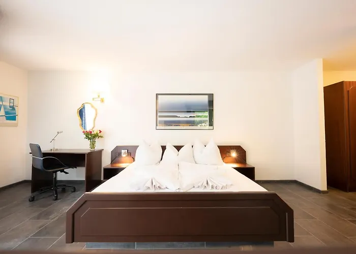 Hotel Astoria Am Urachplatz